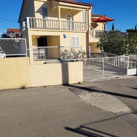 סלינה Mala Vila מראה חיצוני תמונה