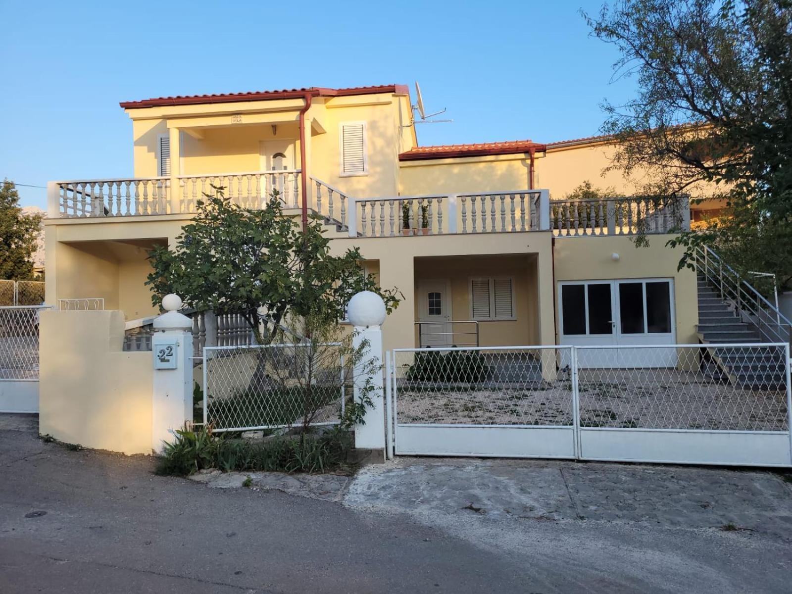 סלינה Mala Vila מראה חיצוני תמונה
